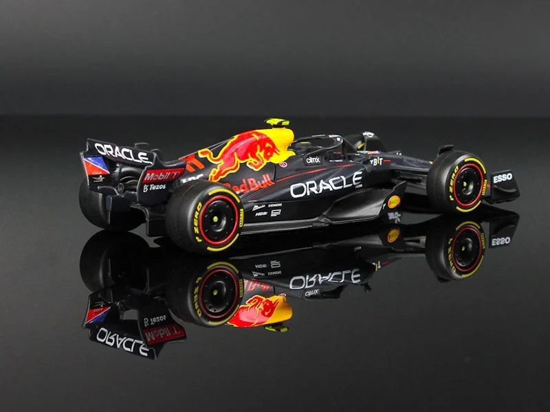 2022 Нов Bburago 1:43 F1 Red Bull Racing RB18 1# Ферстаппен 11 # Перес Специална Боя Formula One От Метална Сплав Супер Играчка Модел автомобил Изображение 4